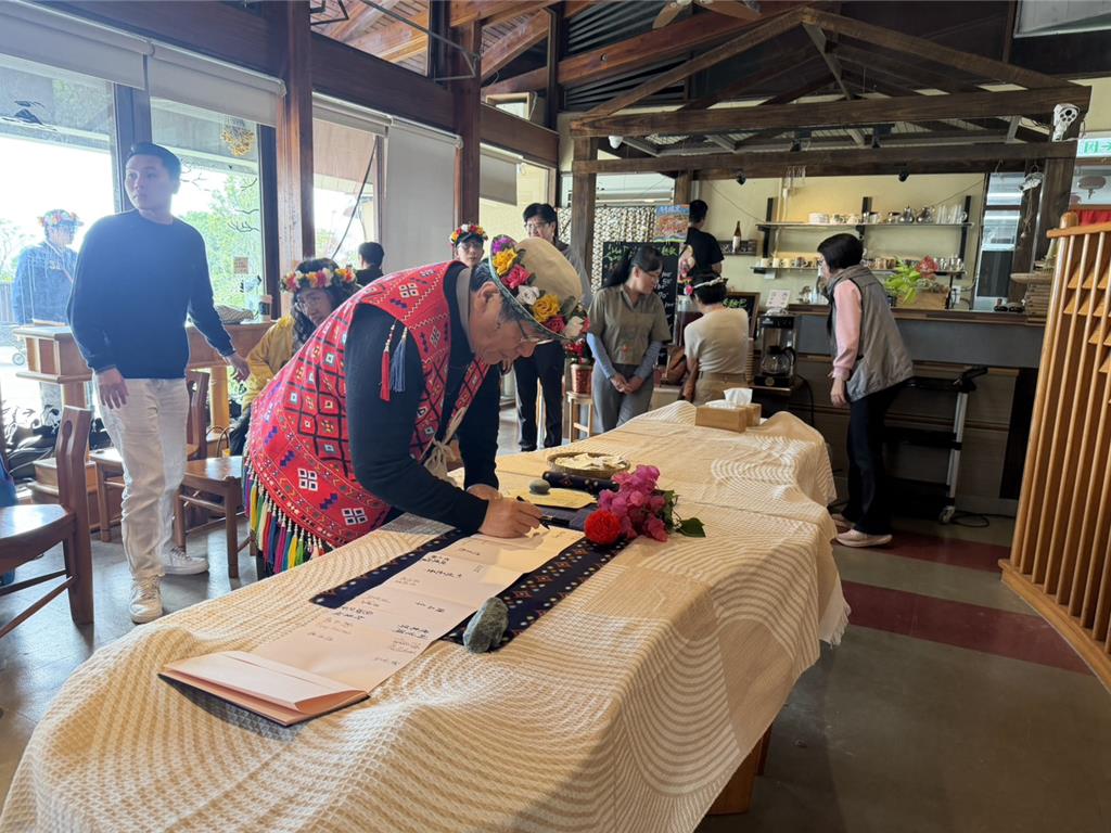 國立台灣史前文化博物館卑南遺址公園咖啡廳「普式生活空間」3日開幕。（蔡旻妤攝）