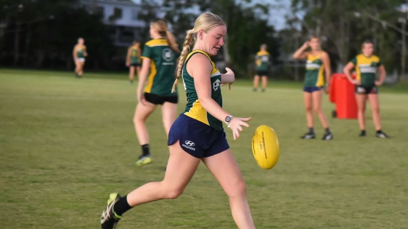 Tributes flow for 22-year-old Brooke Day after ski lift death in Japan