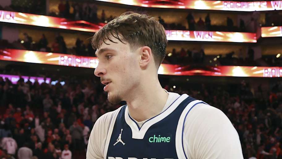 Mavericks keeping pace in power rankings before trade deadline
