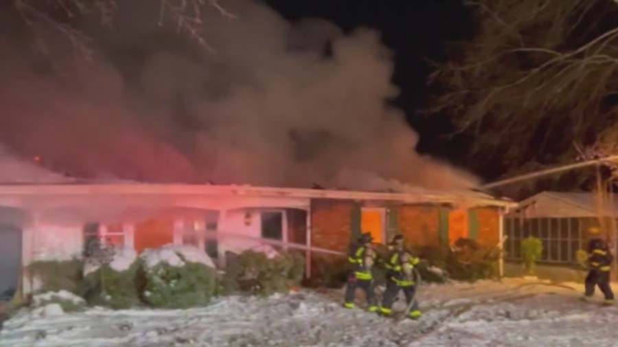Man dies in Winston-Salem house fire on Sallies Lane, firefighters say