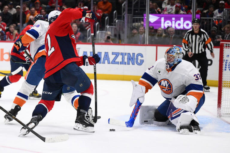 Jonathan Drouin shifts to center as Islanders give their lines a major ...