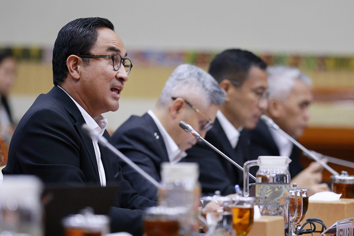 AA1VyT5j BNN Pertimbangkan Whip Pink sebagai Narkotika