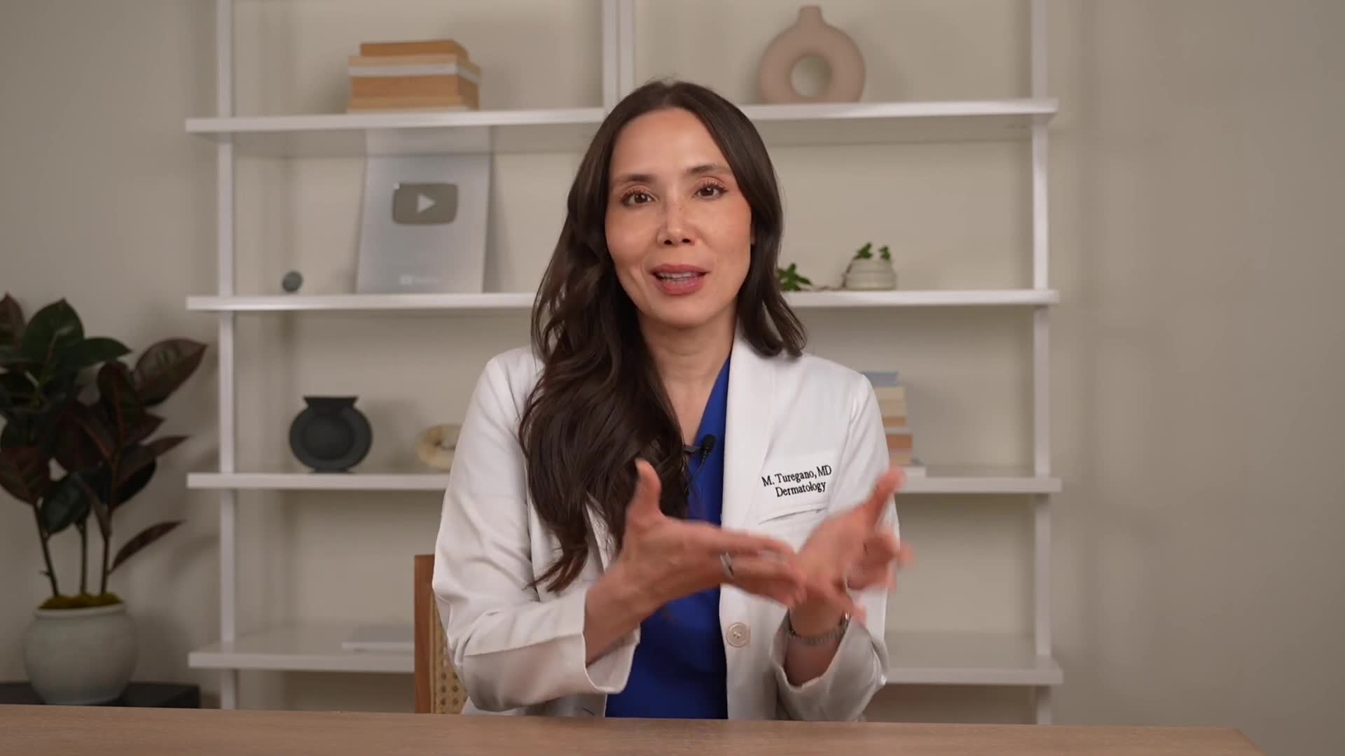 Maximizing sleep for your skin health: dermatologist-approved strategies<br><br>