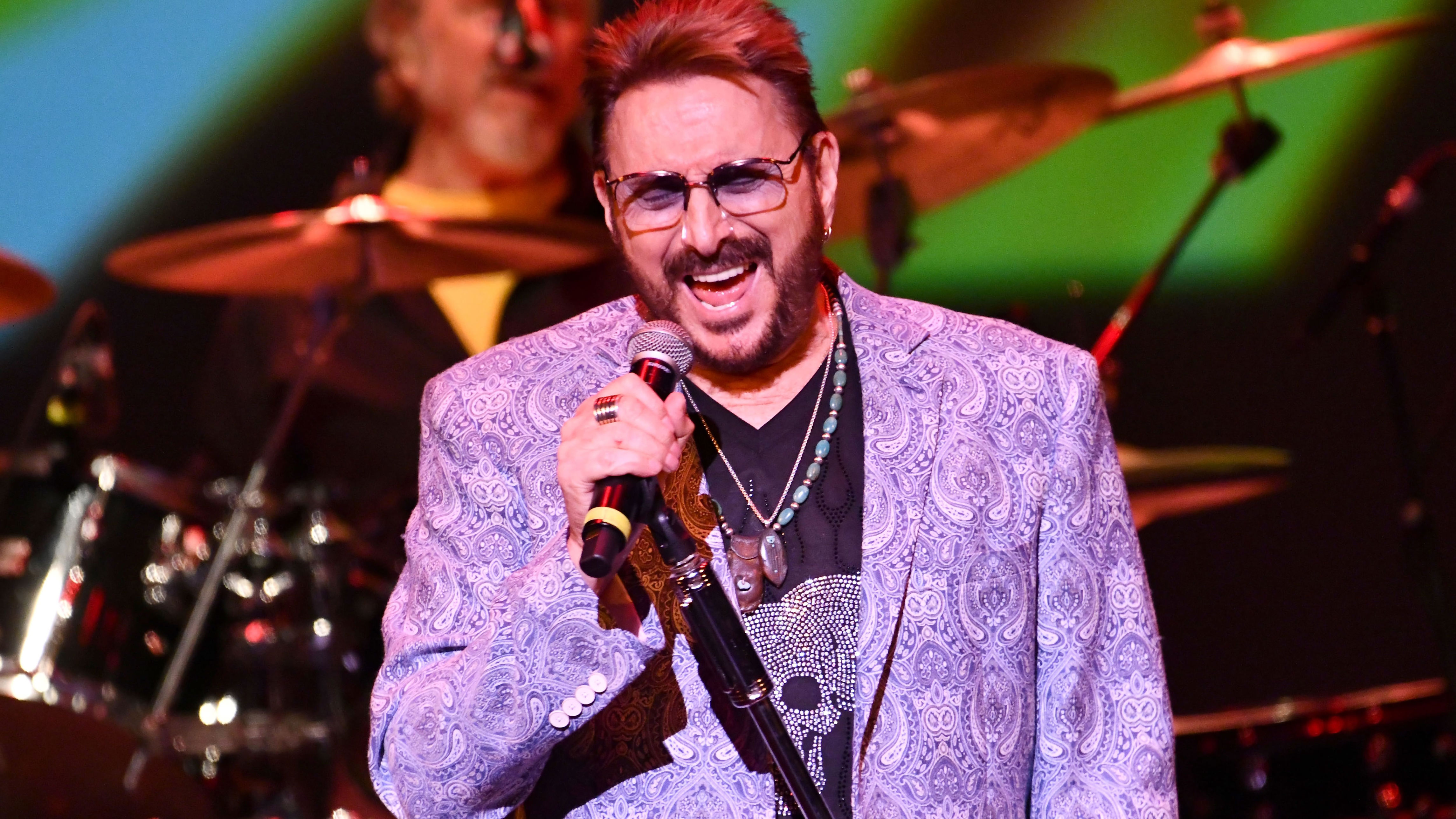 Legendary rock band’s singer dies at 83