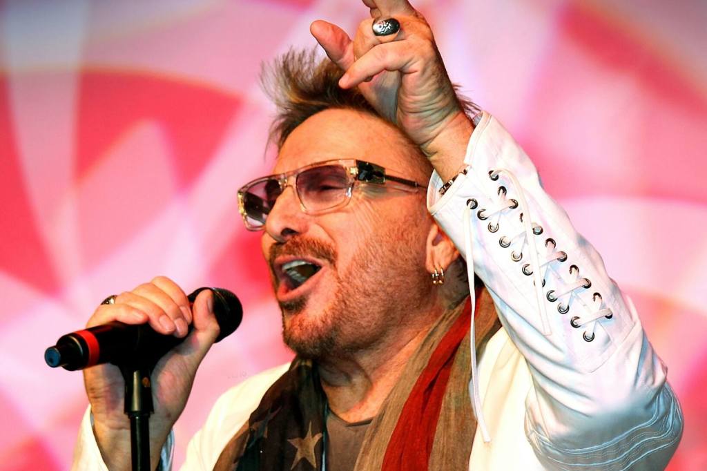 Chuck Negron, Three Dog Night co-founder who took cover songs to the top, dead at 83<br>