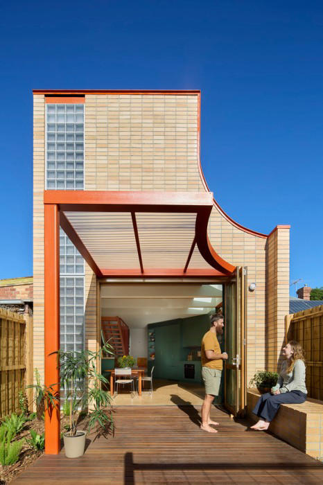6 variasi pemasangan glass block, bikin rumah makin modern!