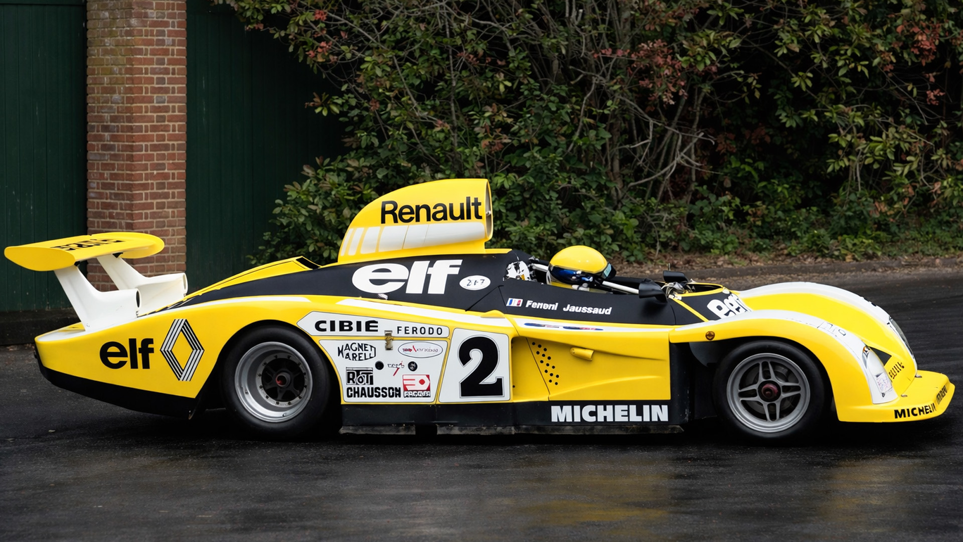 How fast is the Renault Alpine A442 B really?