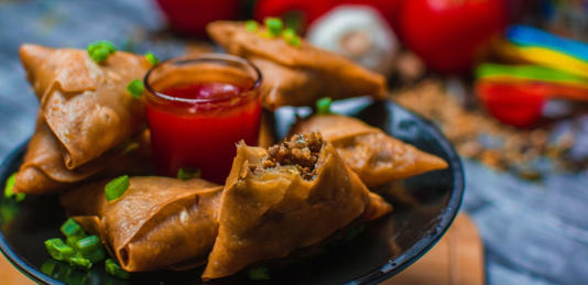 سمبوسة باللحم المفروم