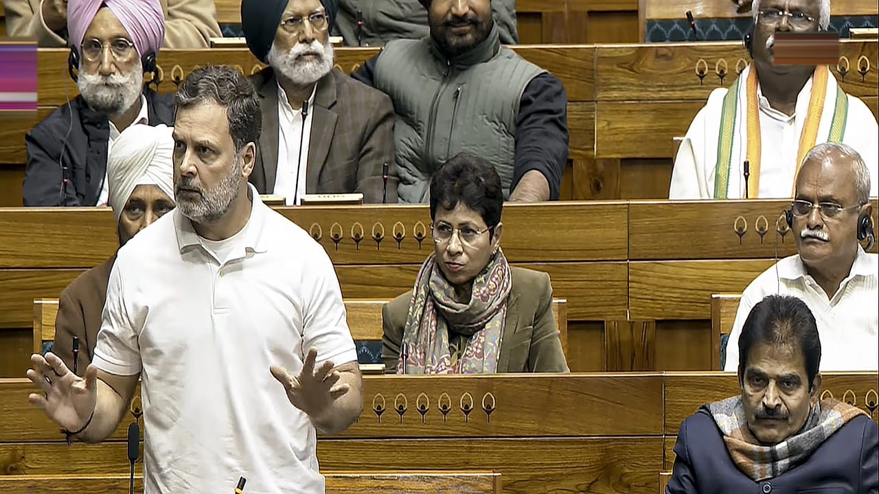 PM Modi is scared': Rahul Gandhi claims he's not being allowed to speak on  India–US