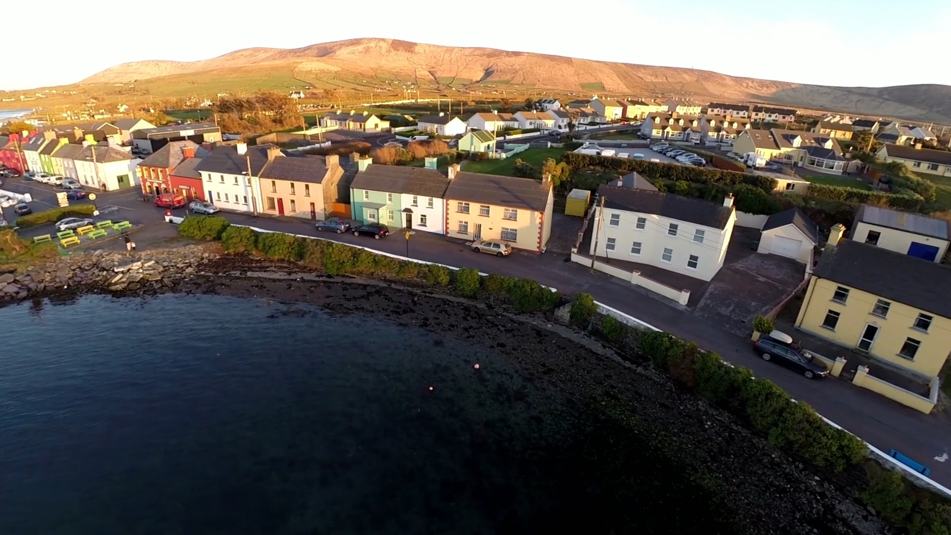 The Ring of Kerry: Drone discovers Ireland's scenic driving route