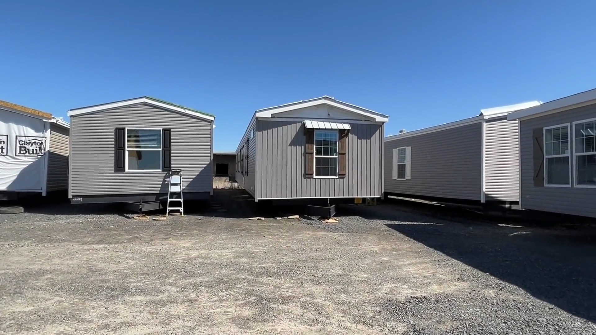 Franklin 16x84 by Franklin Homes | 3 bed, 2 bath mobile house tour