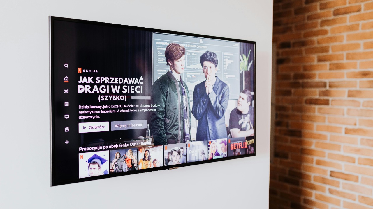 Anyone on the same Wi-Fi could take root control of some LG smart TVs ...