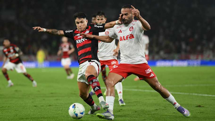 Flamengo x Internacional: onde assistir, escalações e palpite