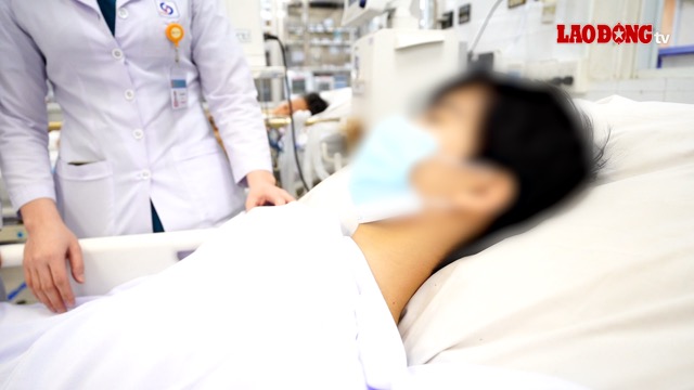 Bệnh nhi mắc sốt xuất huyết bị biến chứng hiếm gặp