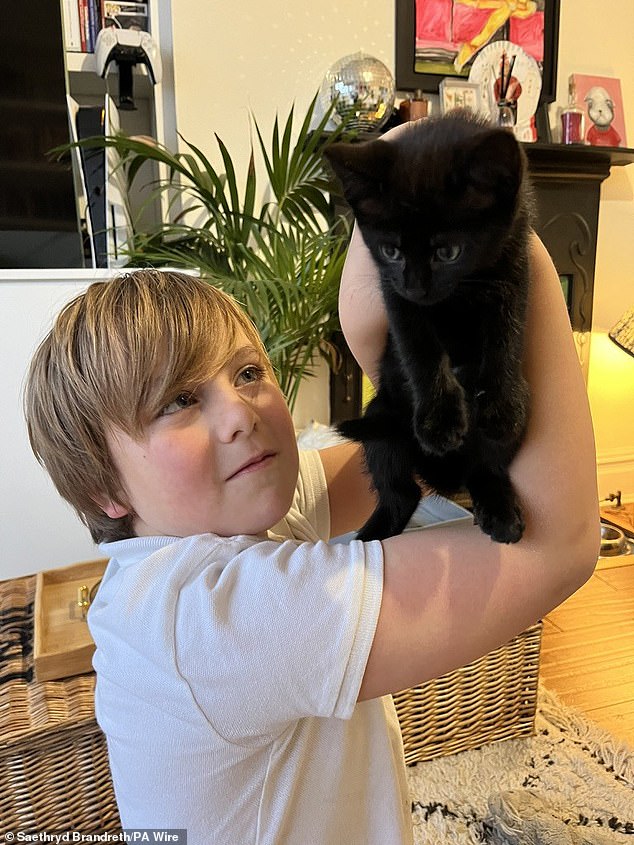 Kitt, who is now 10 and lives abroad with his parents and brother Rory, 19, was given the all-clear in November 2017 and was able to ring the end-of-treatment bell in the hospital