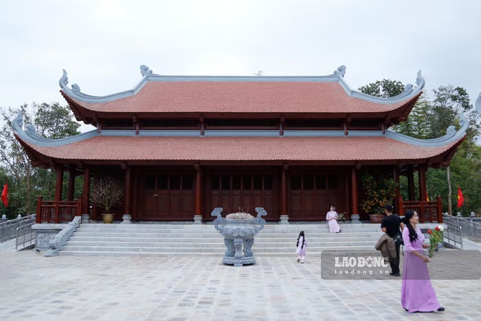 Nhà tưởng niệm Chủ tịch Hồ Chí Minh uy nghi giữa đất trời Điện Biên