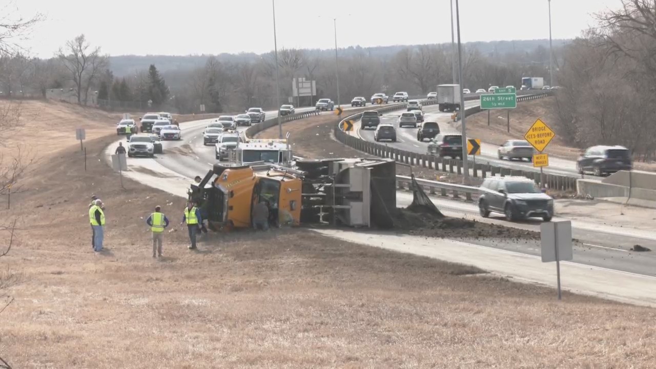 Large truck tipped over on I-229 Monday afternoon