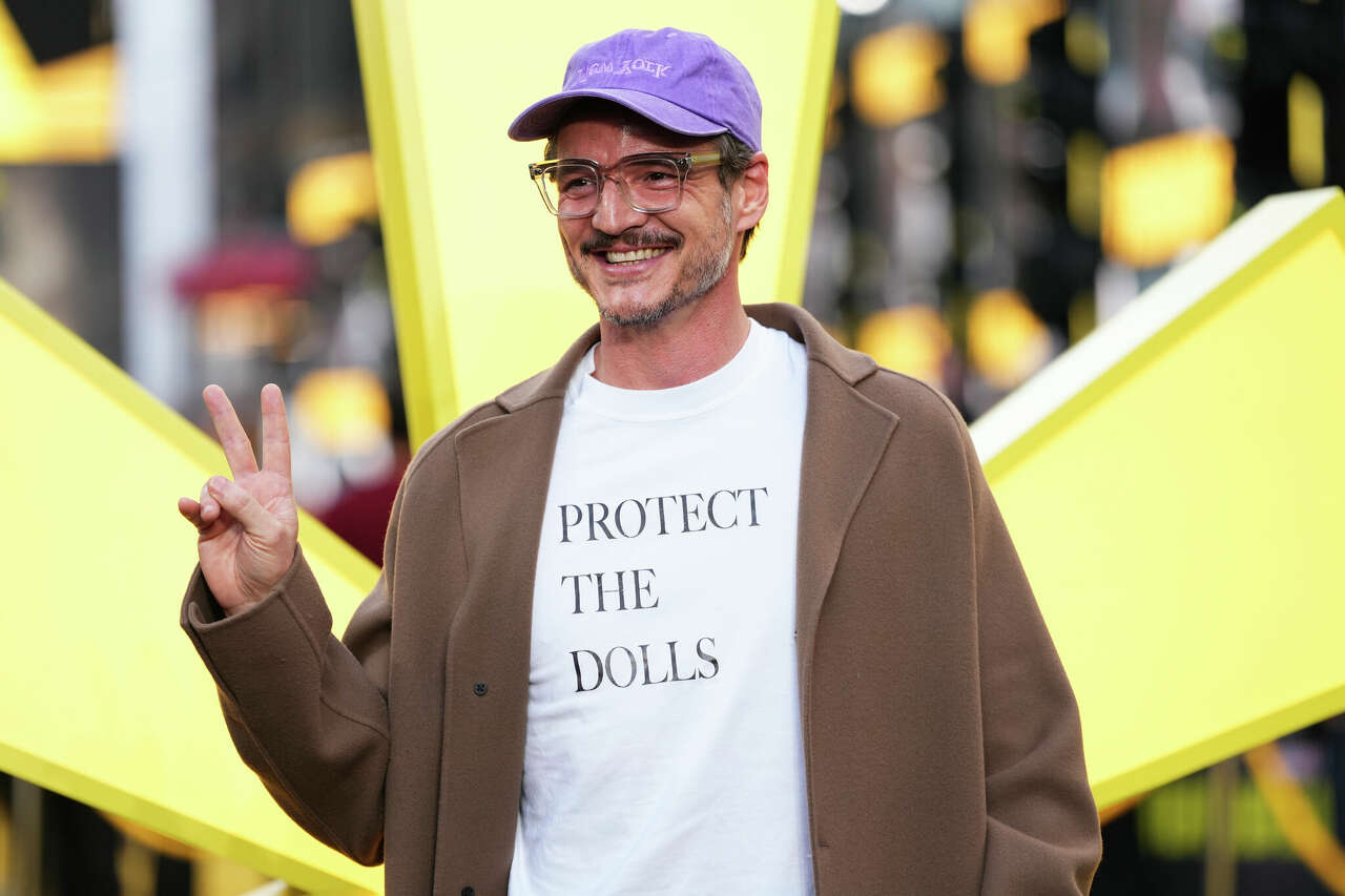 Pedro Pascal's Super Bowl cameo honors his immigrant roots in San Antonio
