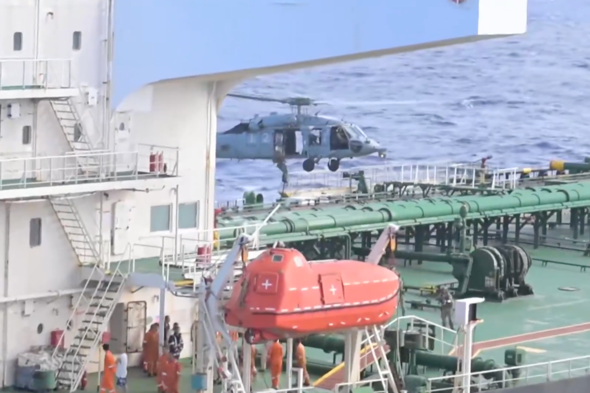 US boards tanker that it 