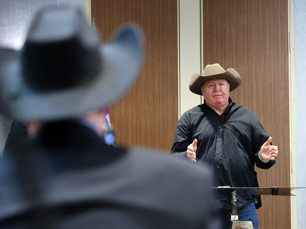 Braid: Poll shows exodus from separate Alberta would make Quebec flight ...