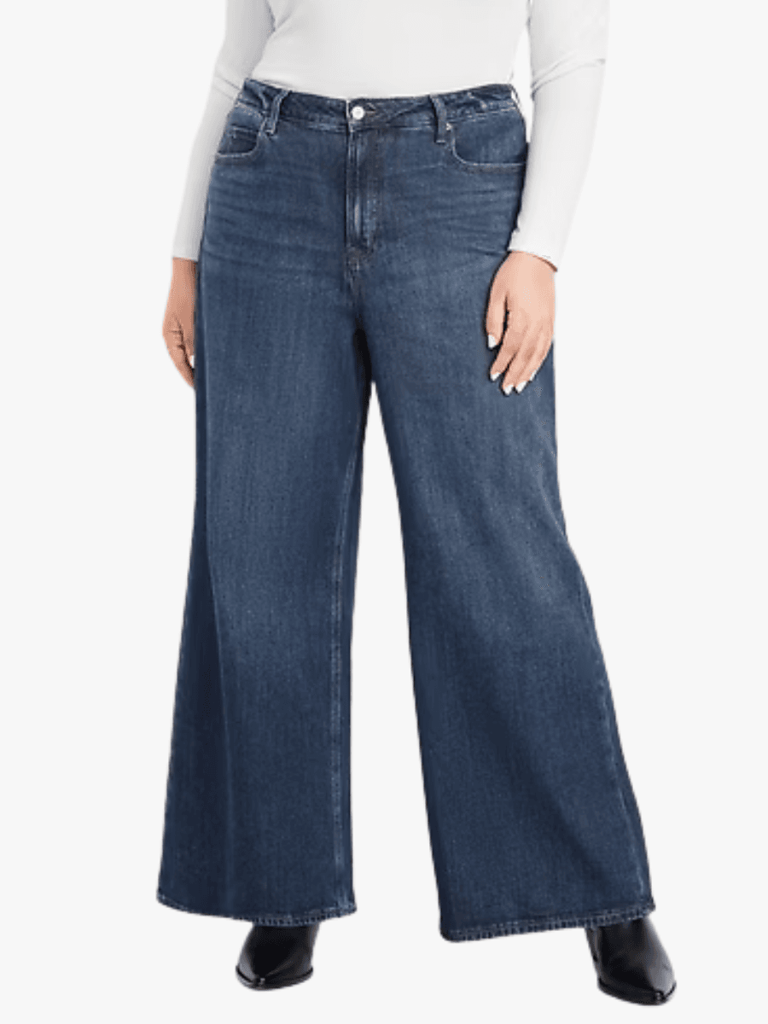 12 best jeans for midsize women, according to stylists