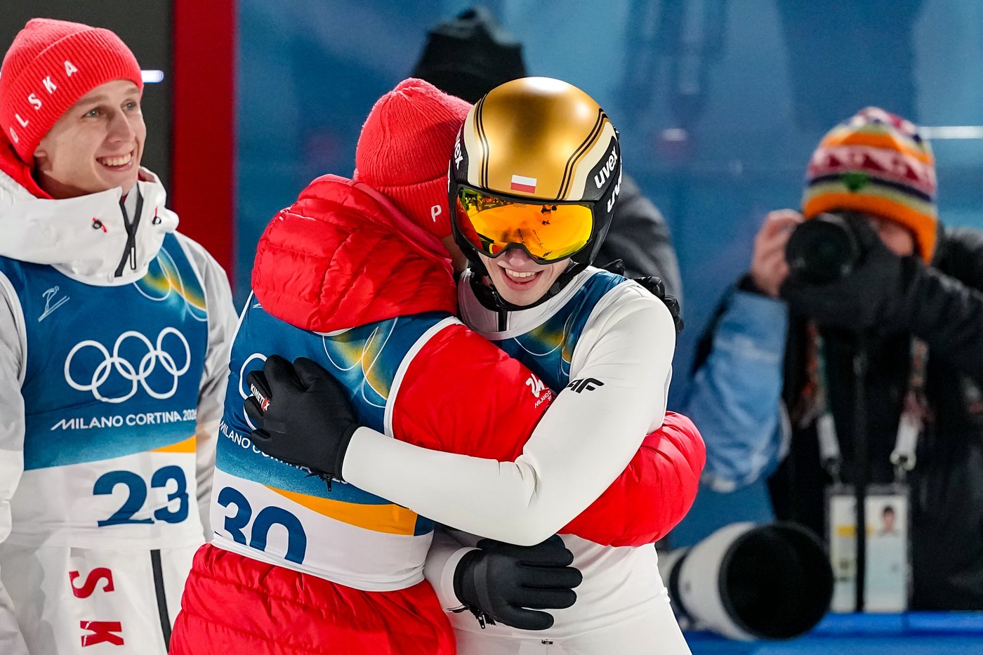 Philipp Raimund of Germany wins gold in thrilling normal hill ski jump ...