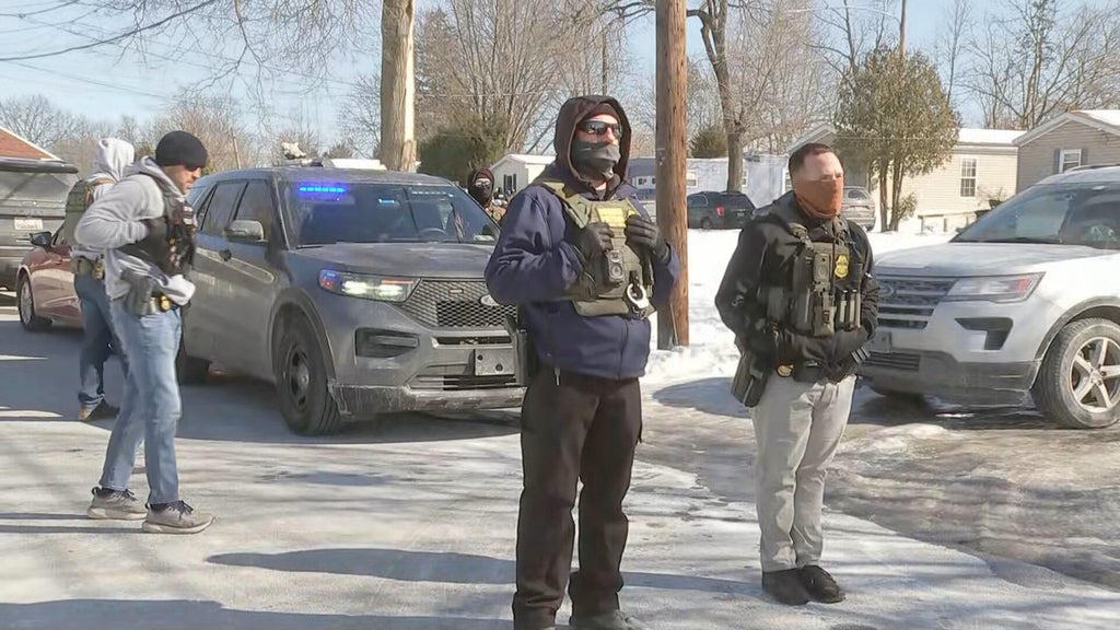 Federal agents take man into custody at home in Montgomery County, Pennsylvania<br>