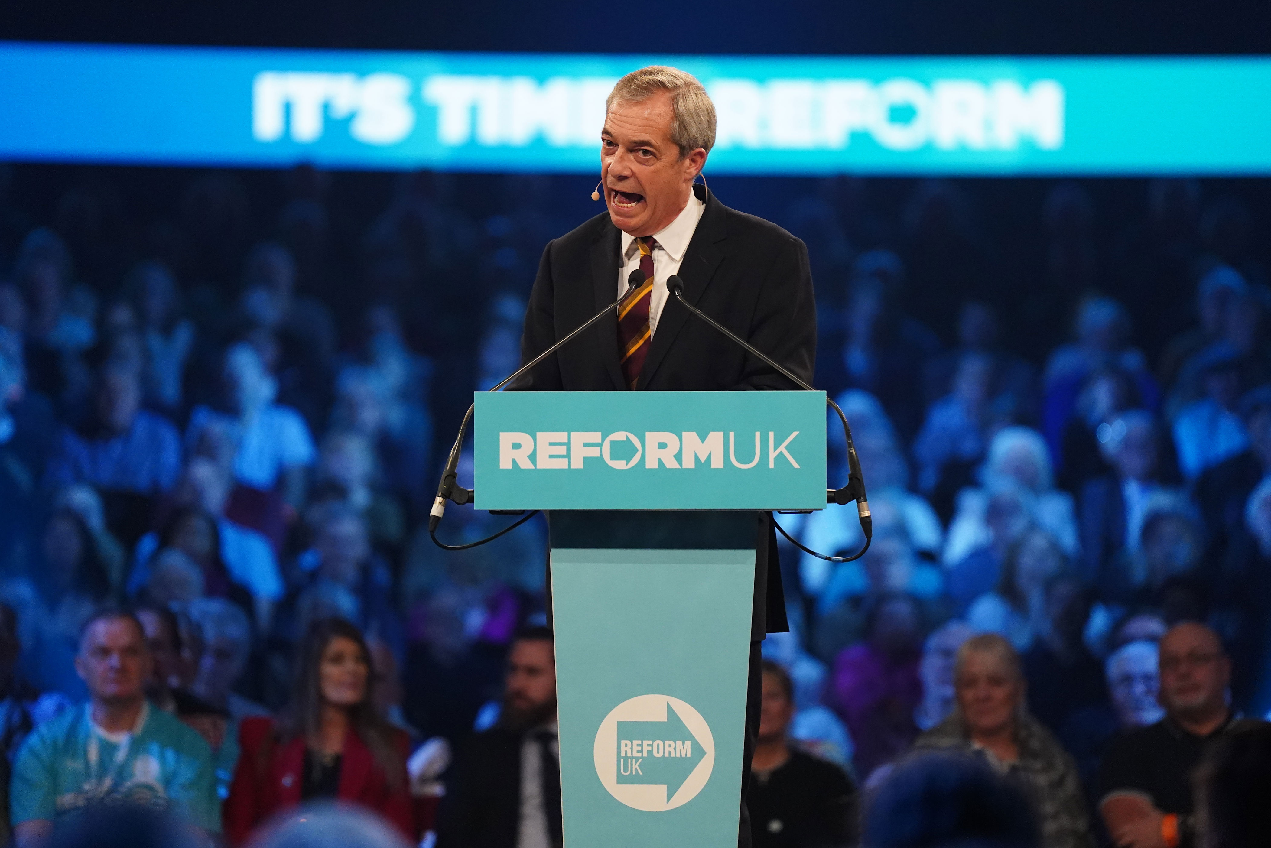 Reform on ‘general election war footing’, Farage says and calls for PM ...