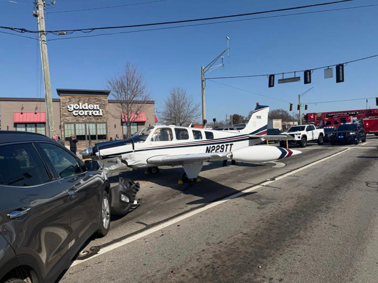 Plane crashes into multiple cars during emergency street landing in Georgia