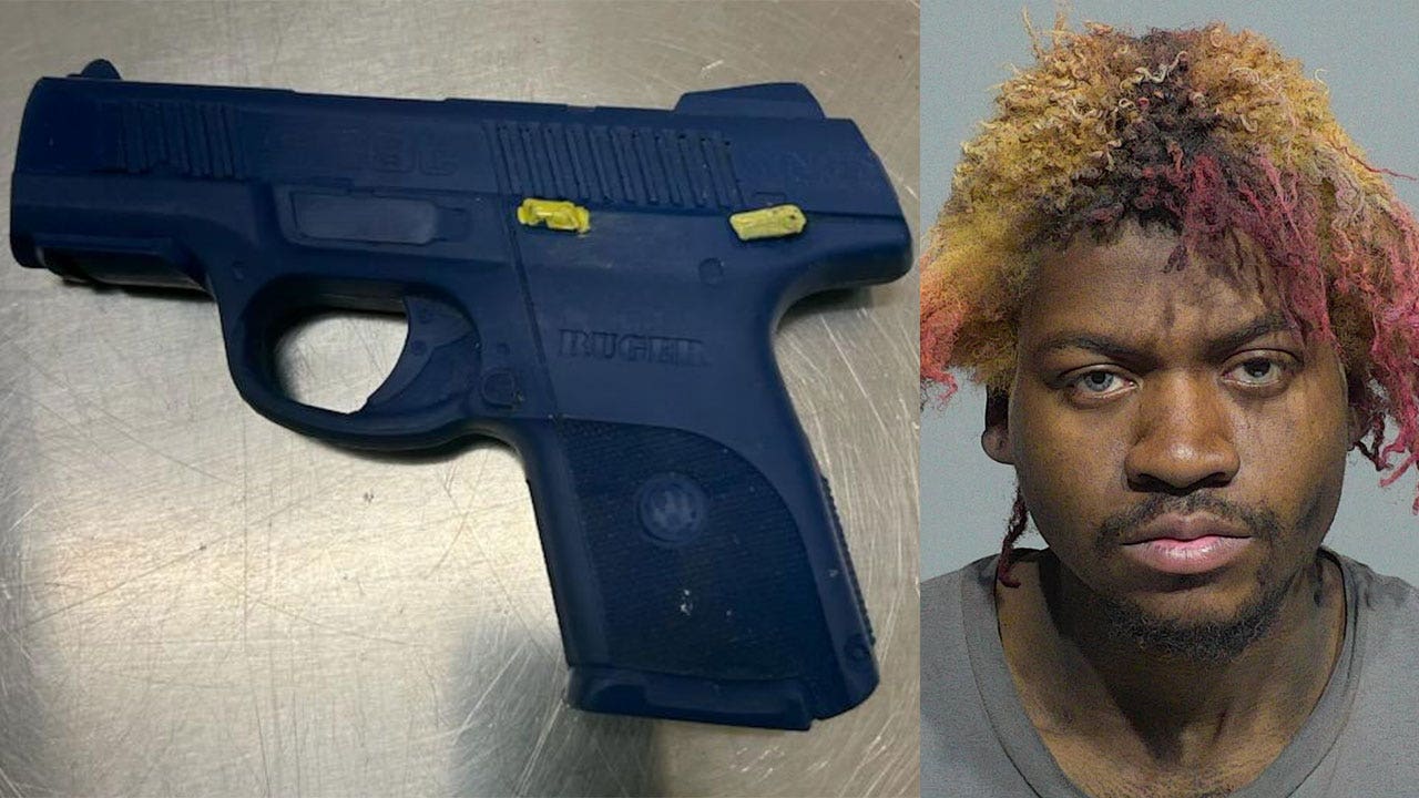 Oak Creek key fob theft; man accused of pointing fake gun at police
