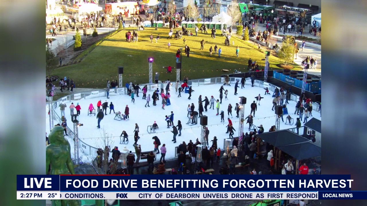 Rink at Royal Oak hosts community food drive