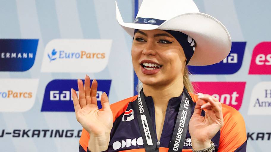 Jutta Leerdam’s questionable makeup choice for Olympic gold medal skate
