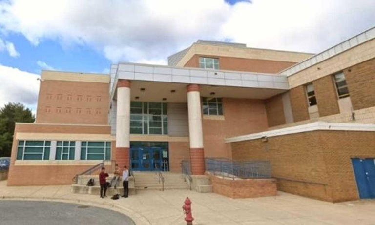 One shot, one in custody after shooting at Maryland high school: police ...