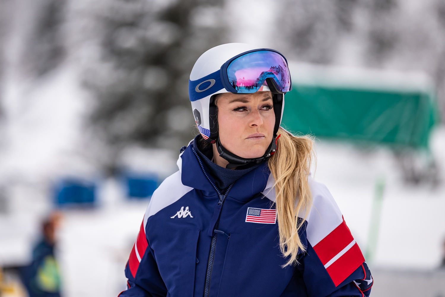 Lindsey Vonn shares video of flight home to US from a hospital bed: 