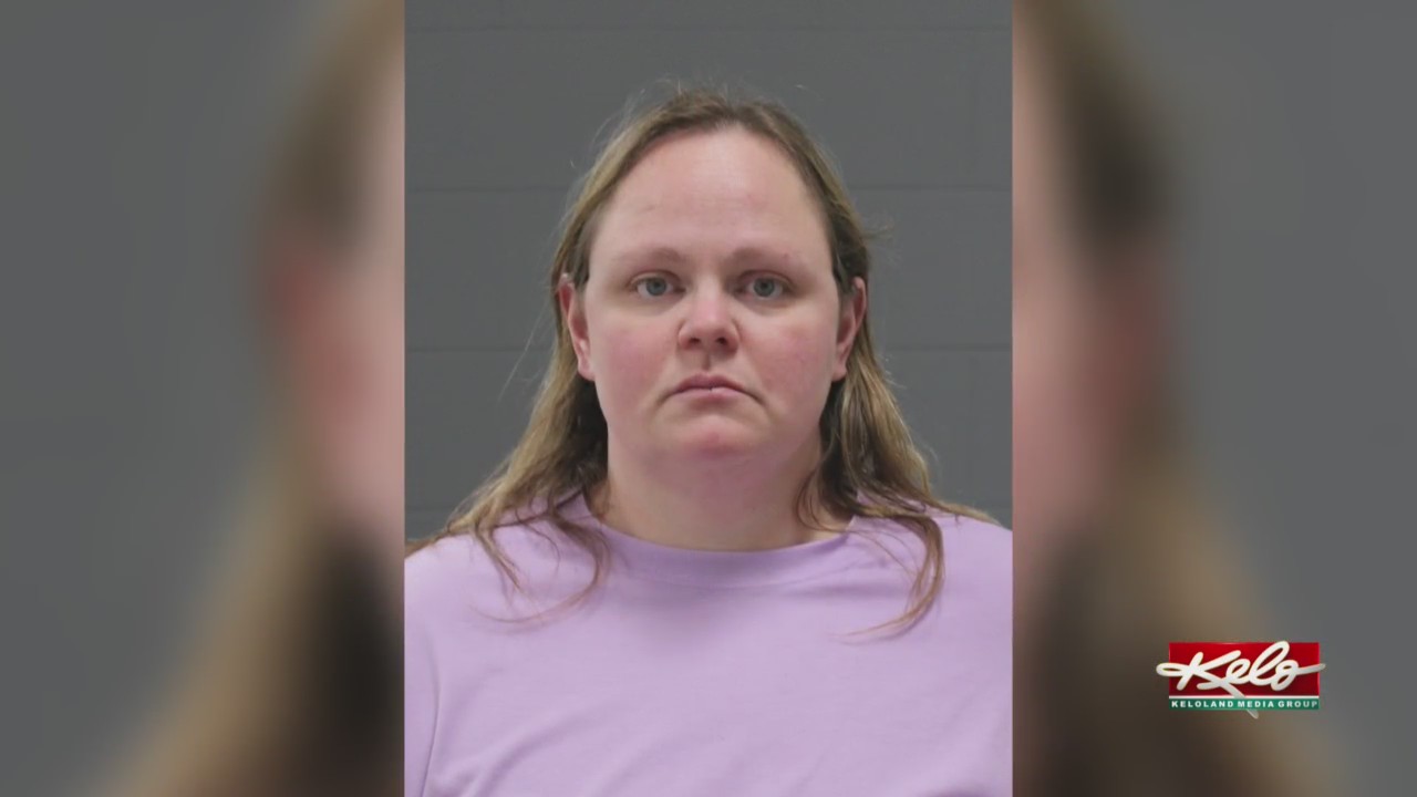 Former day care worker pleads guilty to child abuse