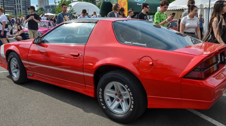 5 of the highest horsepower muscle cars of the 1980s