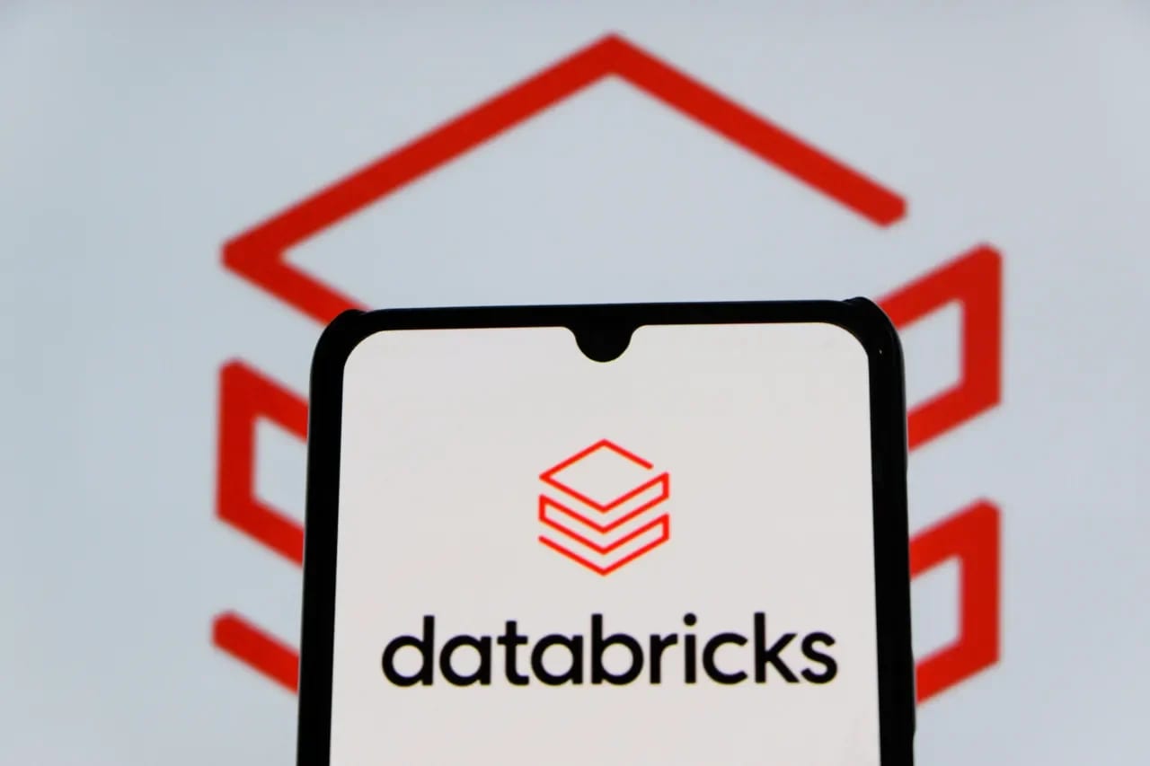 Databricks now valued at over 2X Snowflake as software valuations come ...