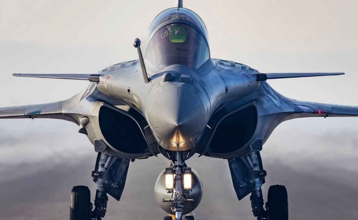 India set to sign biggest arms deal: 114 Rafale fighter jets for Rs 3. ...