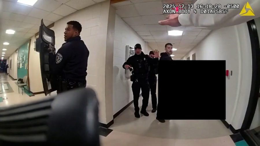 New body-worn camera video shows police response to Brown University shooting<br><br>