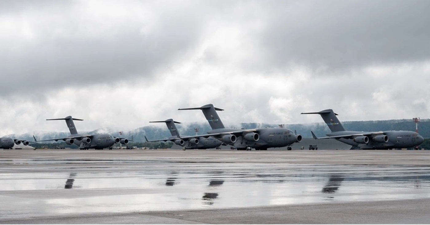 US monitor Persian Gulf after considerable military build-up