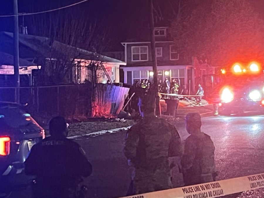One dead after North Memphis house fire