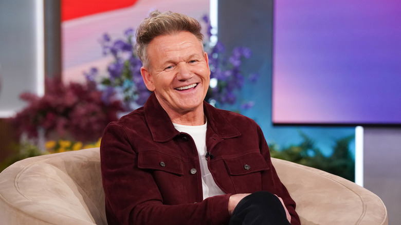 Create a more modern kitchen with a cabinet idea inspired by Gordon ...