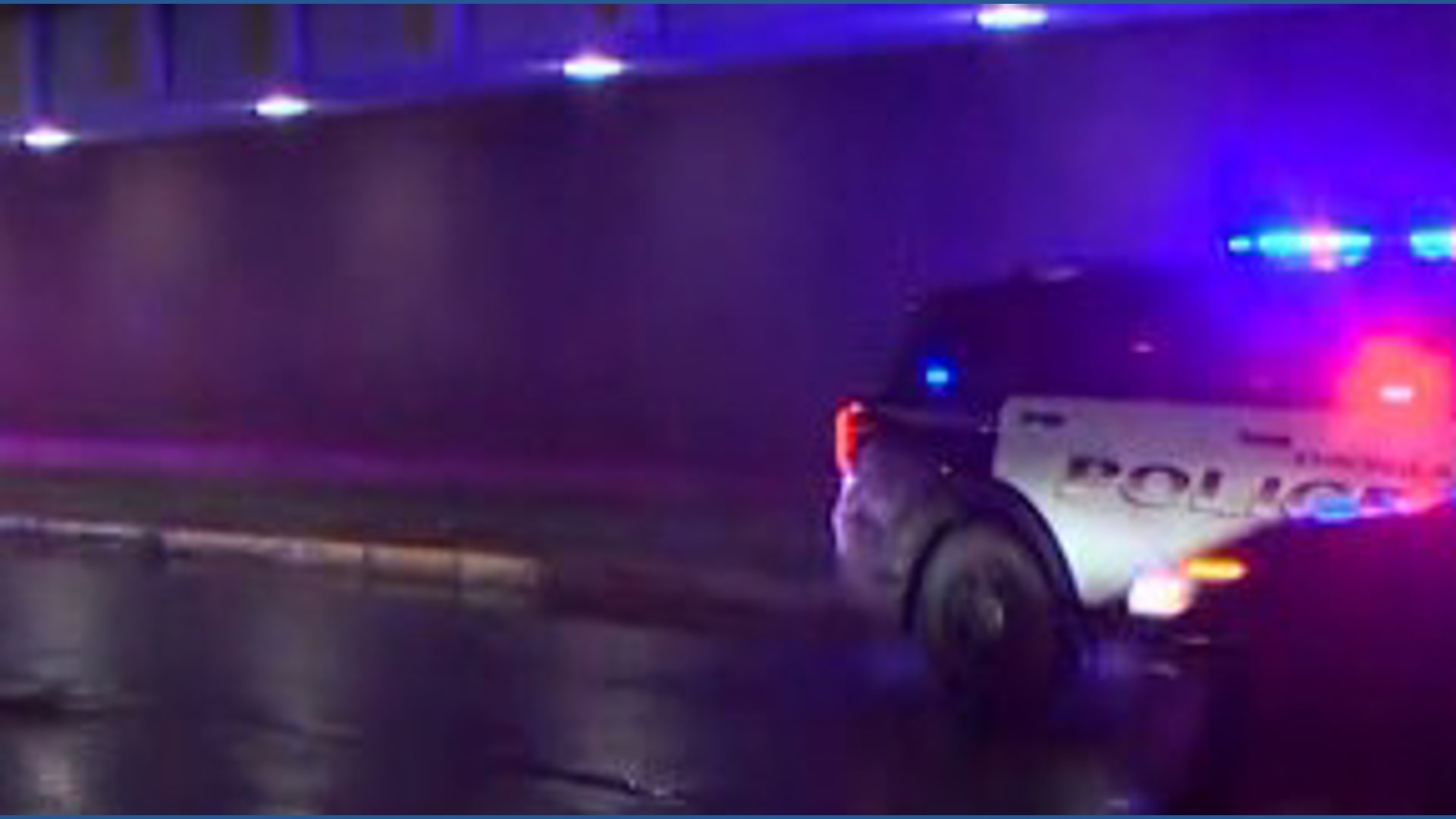 Man with gunshot wound detained at Southcenter Mall after 3 women shot ...