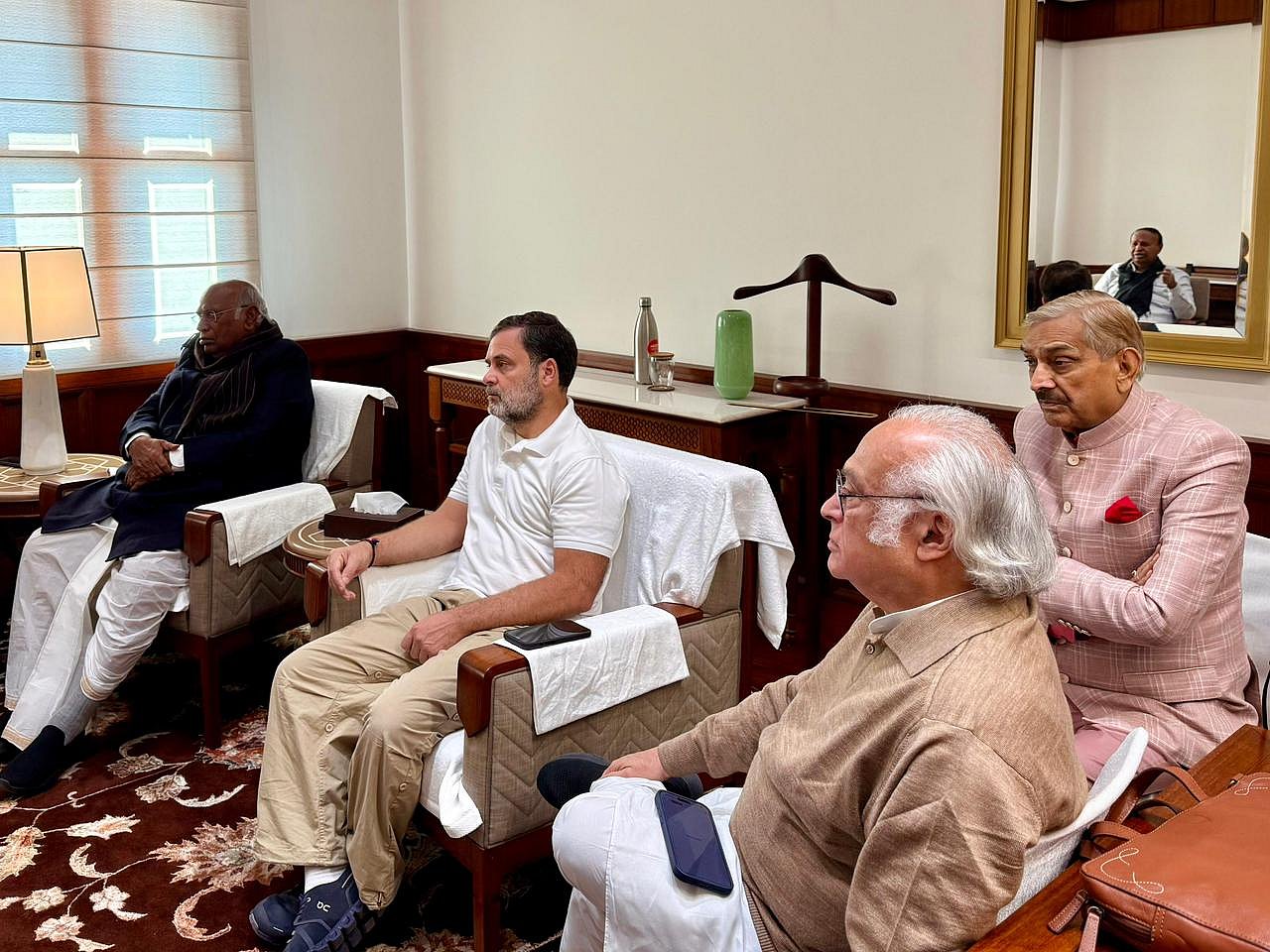 Budget session LIVE: Opposition to move no-confidence motion against ...