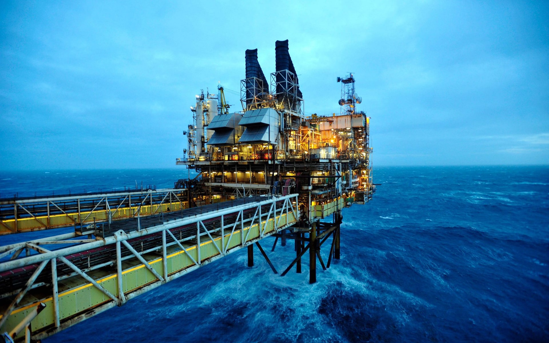 BP scraps £550m shareholder payout in scramble to cut debts<br><br>
