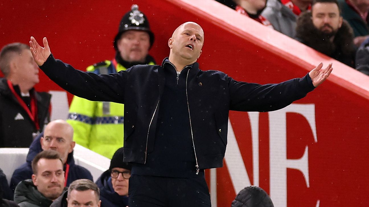 El Liverpool en una encrucijada: ¿Qué le ha ido mal a Slot desde que ganó el título de la Premier League?