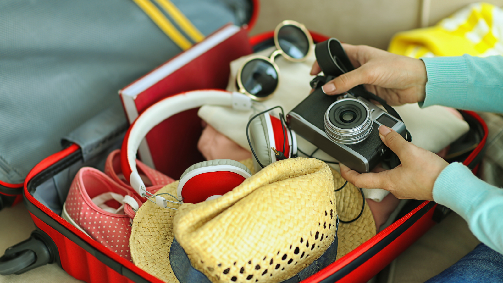5 Smart Packing Hacks To Travel Organised And Stress-Free Every Time