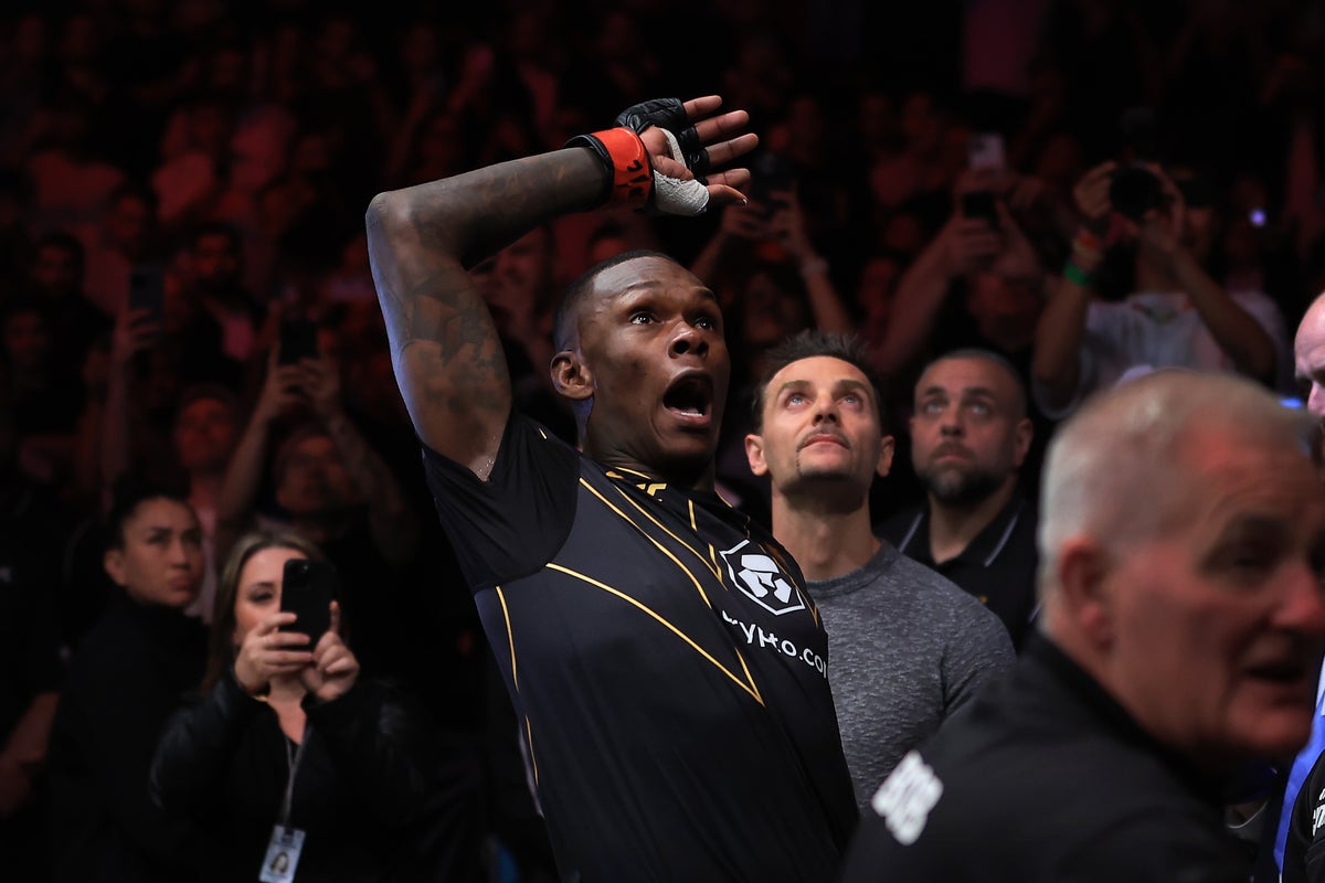 Adesanya makes unexpected prediction around UFC future<br><br>