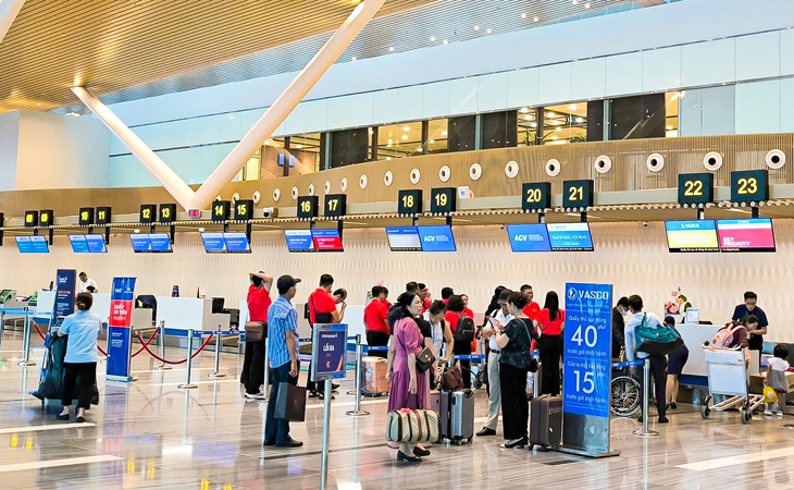 TP.HCM đo thân nhiệt toàn bộ khách nhập cảnh tại sân bay để phòng vi rút Nipah