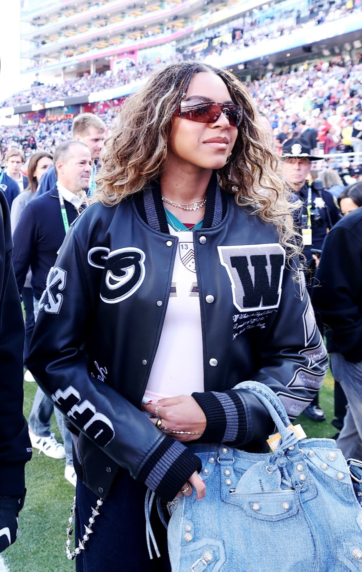 Blue Ivy's Super Bowl outfit turns heads with a $4,000 Off-White ...
